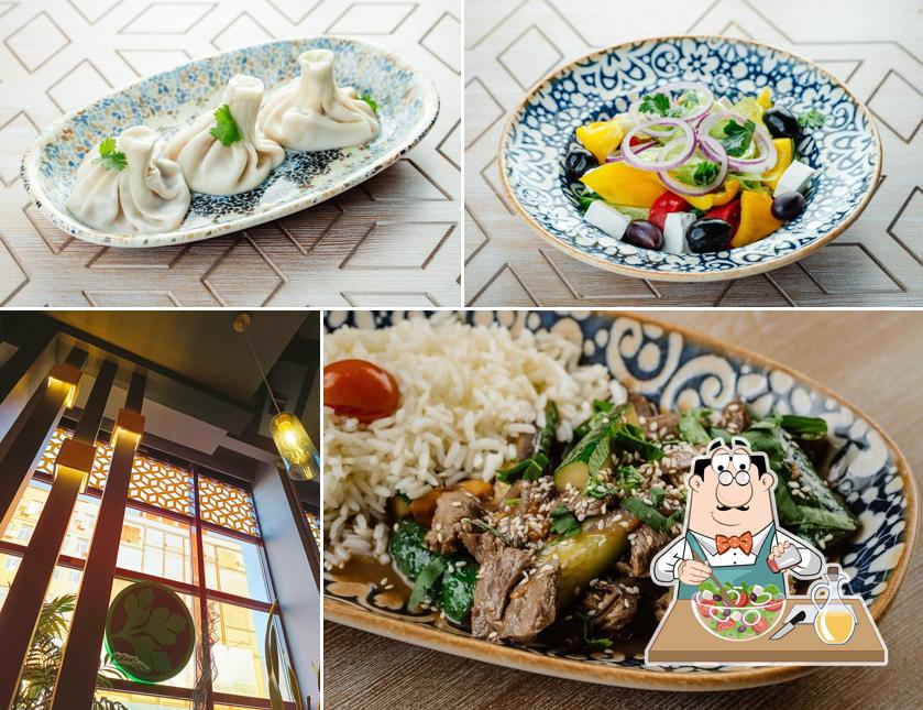 Греческий салат в "Кинза"