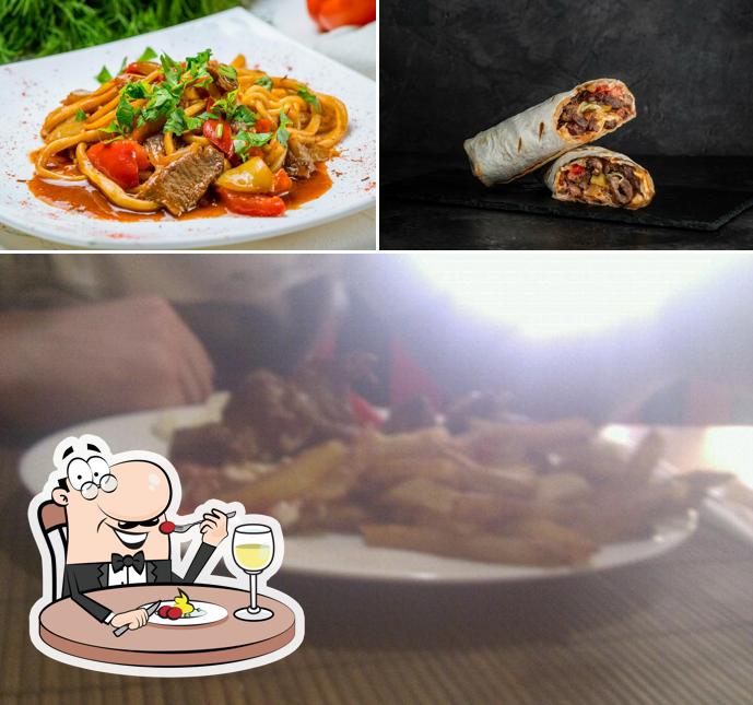 Еда в "Донере"