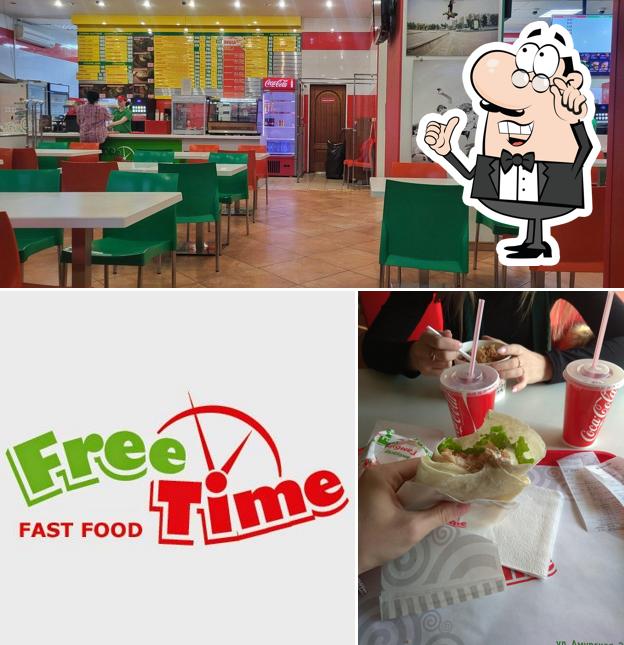 Посмотрите на внутренний интерьер "FreeTime"