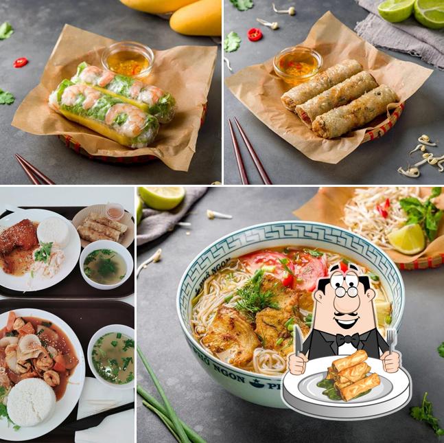 Спринг-ролллы в "Pho Ngon"