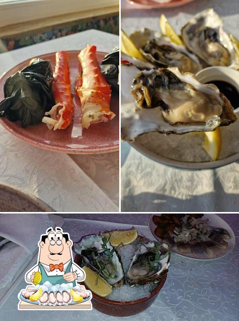 Устрицы в "Панорамном ресторане "У Егорыча""