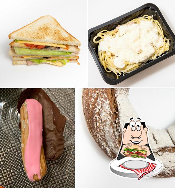 Клубные сэндвичи в "Бонтэ"