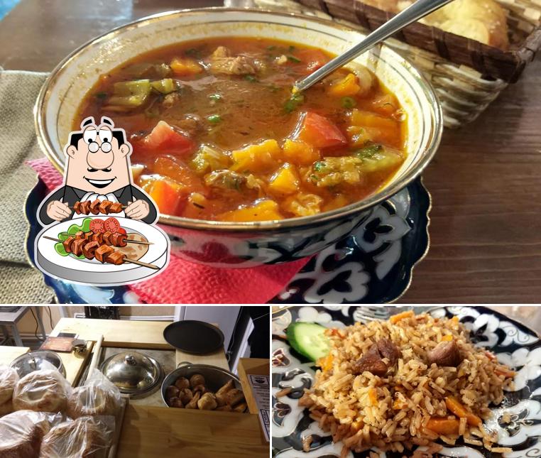 Еда в "Плов Самса"