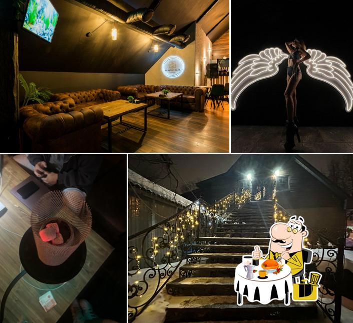 Еда в "Black out lounge"