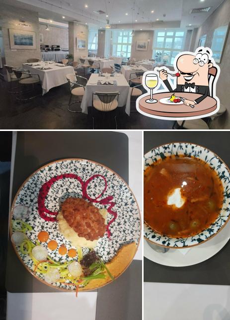 Взгляните на эту фотографию, где видны еда и внутреннее оформление в Пушкин