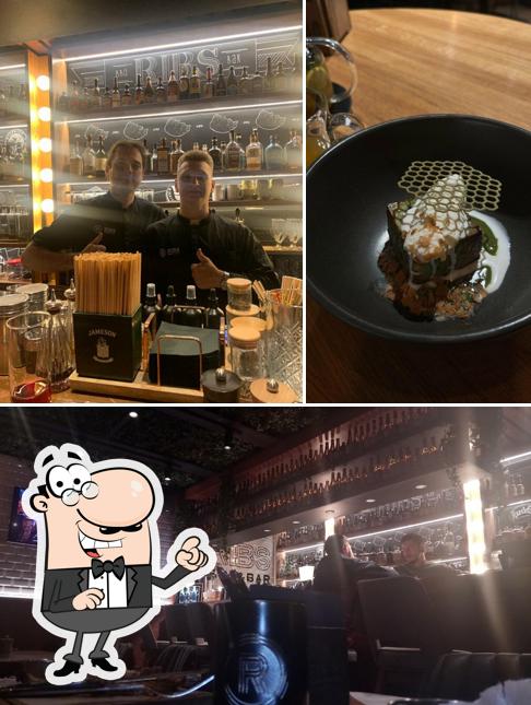 Посмотрите на внутренний интерьер "Ribs BBQ"