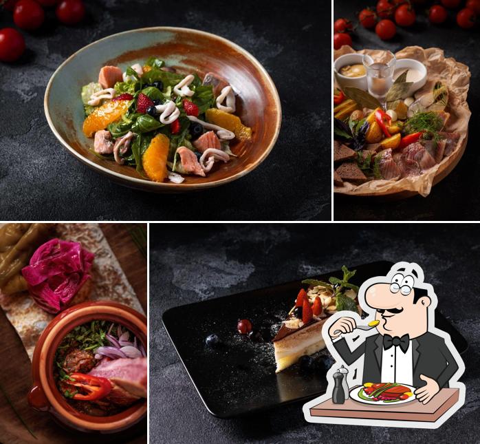 Блюда в "Кафе Мимино"