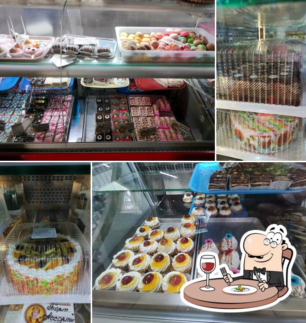 Блюда в "Славянка"