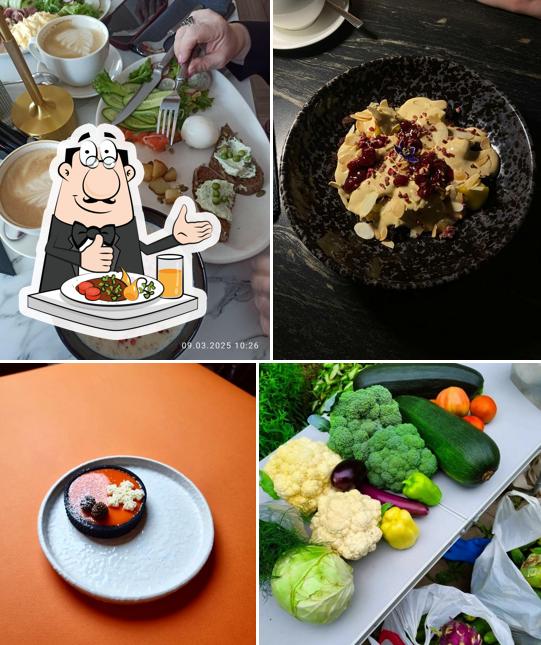 Еда в "Моменты"