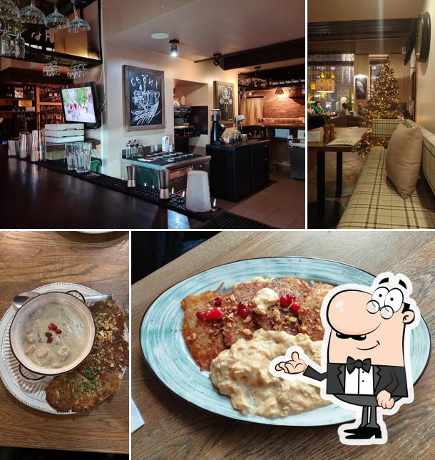 Интерьер "Свои"