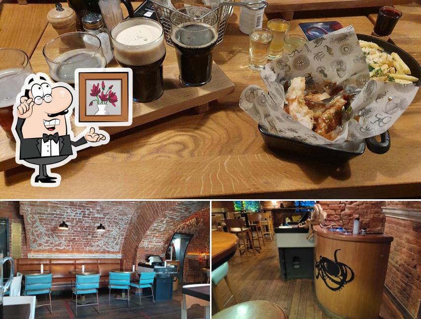 Посмотрите на внутренний интерьер "Кракена БАР"