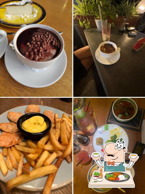 Еда в "Nippon House"