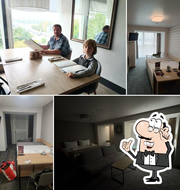 Забронируйте столик в "Волге"