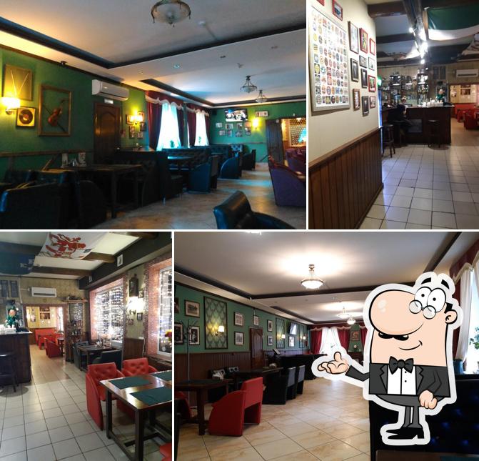 Посмотрите на внутренний интерьер "Ирландского паба Дублин"