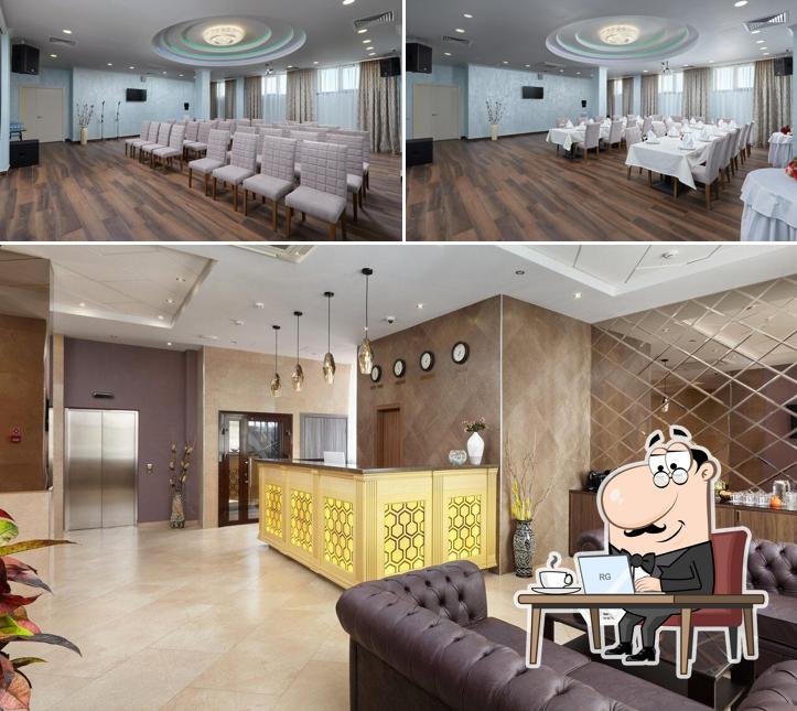 Интерьер "Граната"