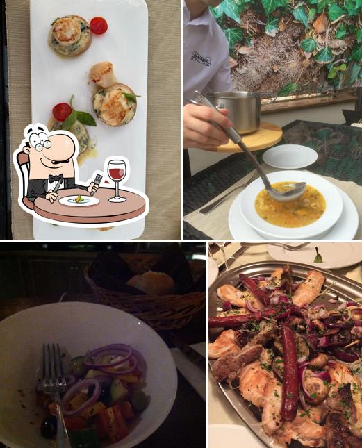 Еда в "Ресторане Хемингуэй"