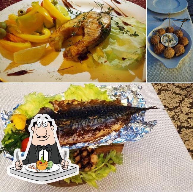 Еда в "Ресторация Сундук"