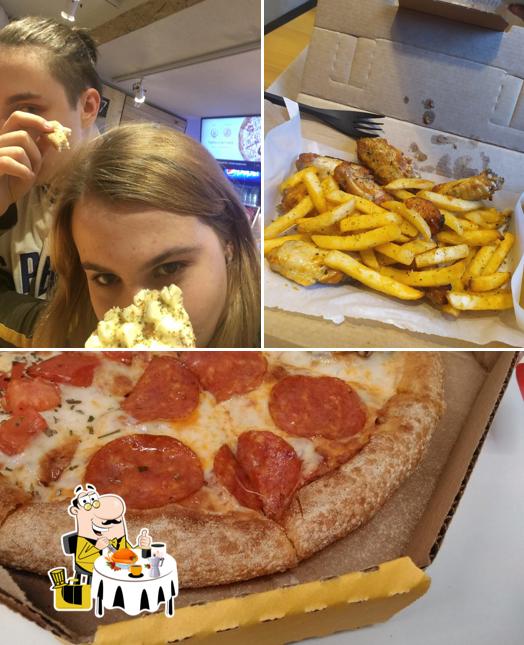 Еда в "Додо Пицца"