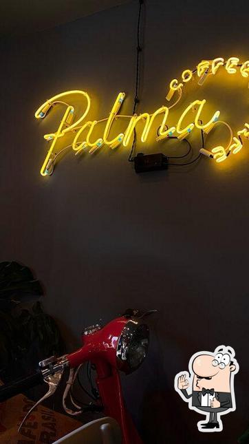 Взгляните на фотографию кафе "Palma"