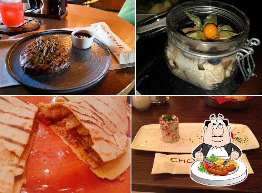 Блюда в "DJ Кафе Шоколад"