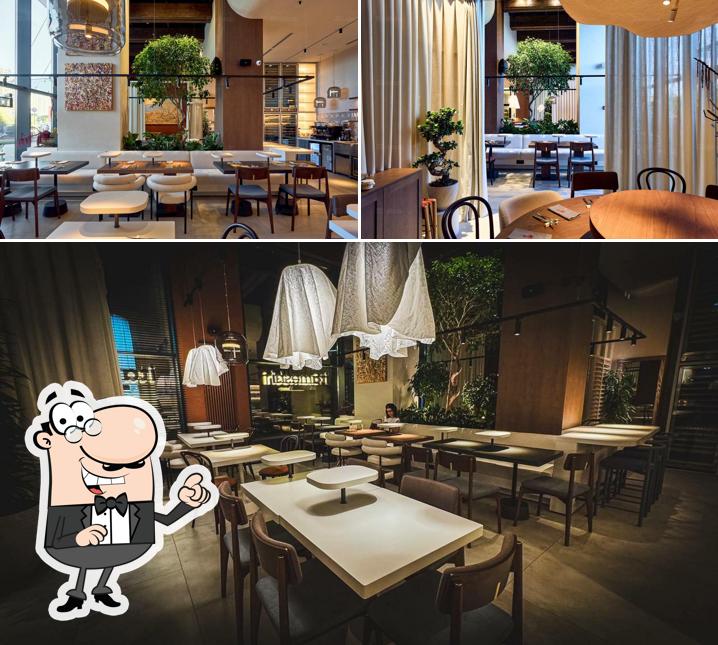 Посмотрите на внутренний интерьер "Итамеши"