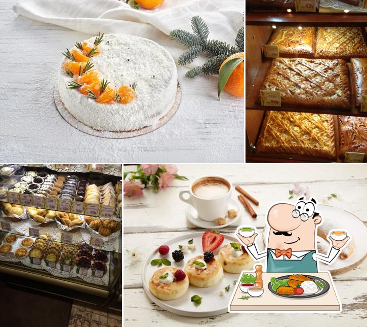 Еда в "Пироговом Дворике"