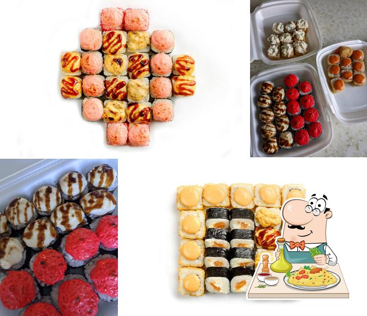 Еда в "Суши Бокс"