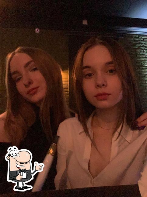 Взгляните на фото ресторана "Ивентс Шиша бар"
