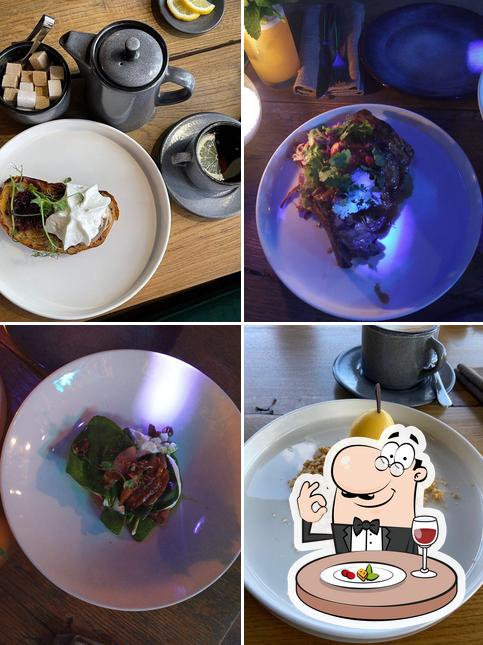 Сабуров Холл