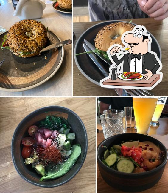 Еда в "Bagel House"