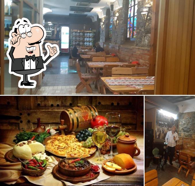 Посмотрите на внутренний интерьер "Мимино"