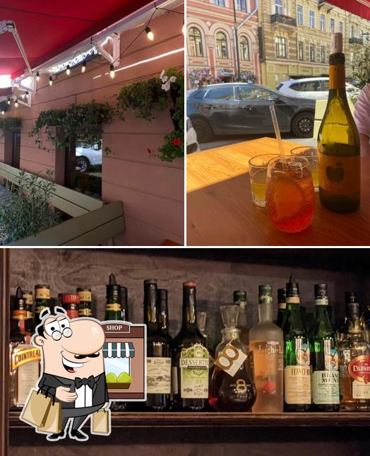 Изображение, на котором видны внешнее оформление и еда в Барслона