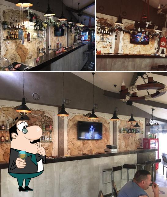 Здесь можно посмотреть фото кафе "Шашлычная"