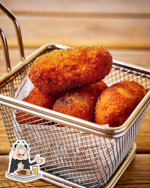 Еда в "Кафе РЕВИЗОРЪ"