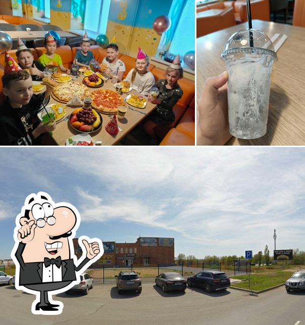 Внутреннее оформление и внешнее оформление - все это можно увидеть на этой фотографии из Красти-бар