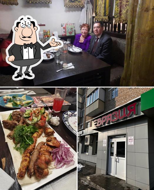 Посмотрите на внутренний интерьер "Евразии"