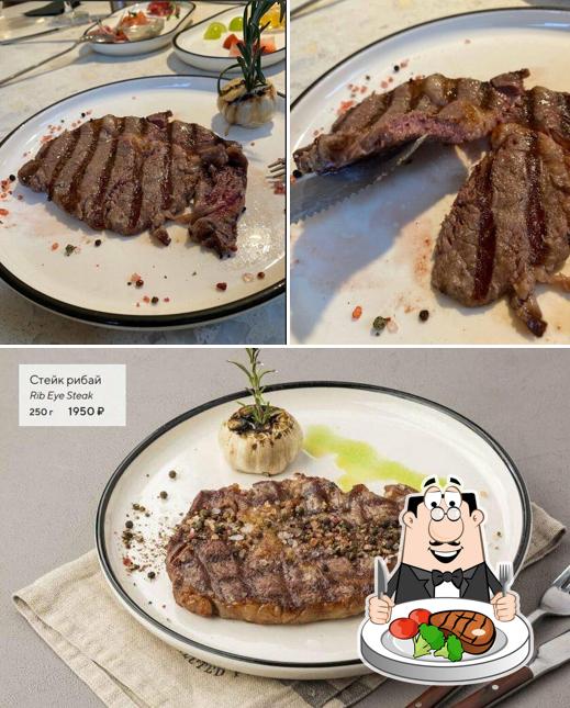 Стейк в "Bistro Palazzo 5"