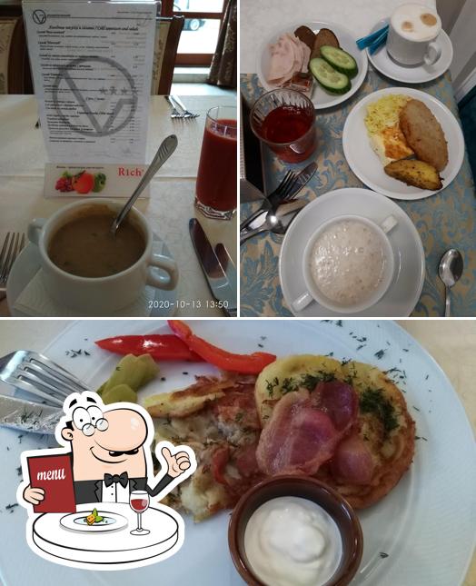 Помимо прочего, в Na Zamkavay есть еда и пиво