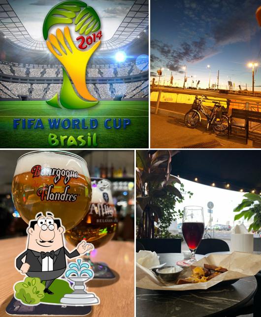 Наслаждайтесь видом , который открывается из "Бельгийского Гастрономического Паба Брюгге"