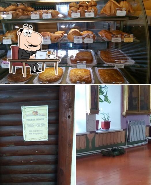 В Пироговая есть внутреннее оформление, бургеры и многое другое