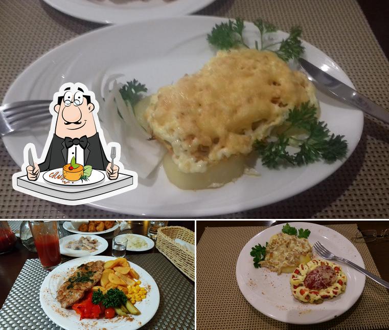 Еда в "Bar Stolichnyi"