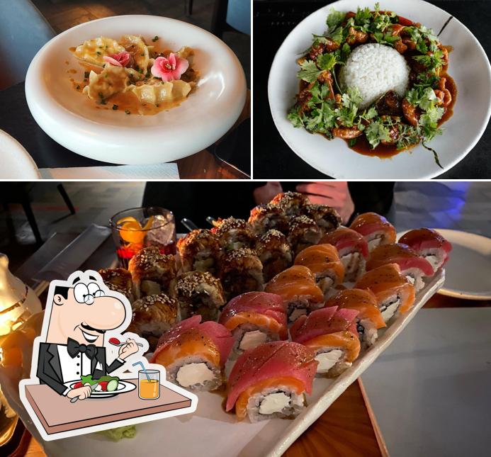 Еда в "Ten June"