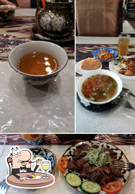 Еда в "Чайхане Восток"