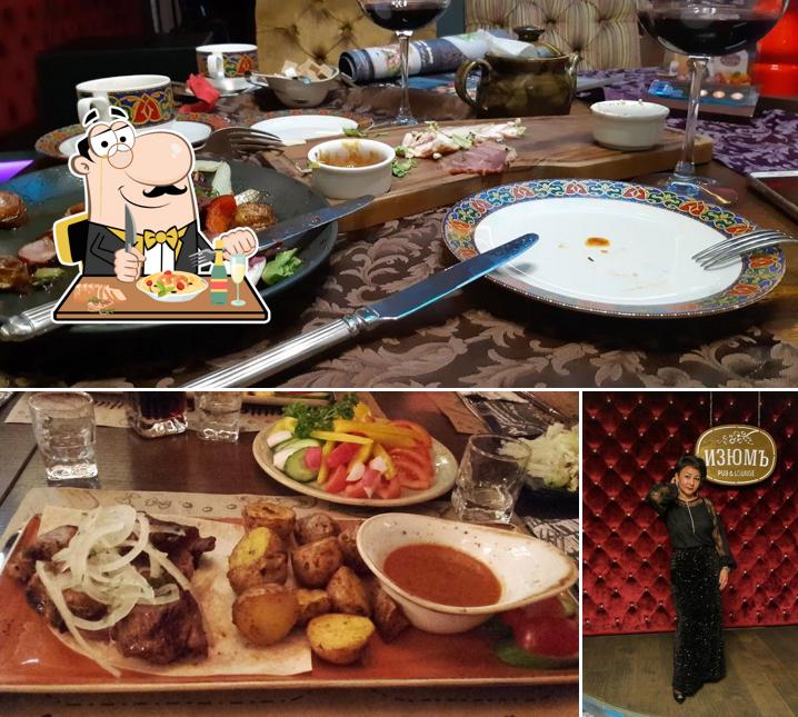 Еда в "Изюме"