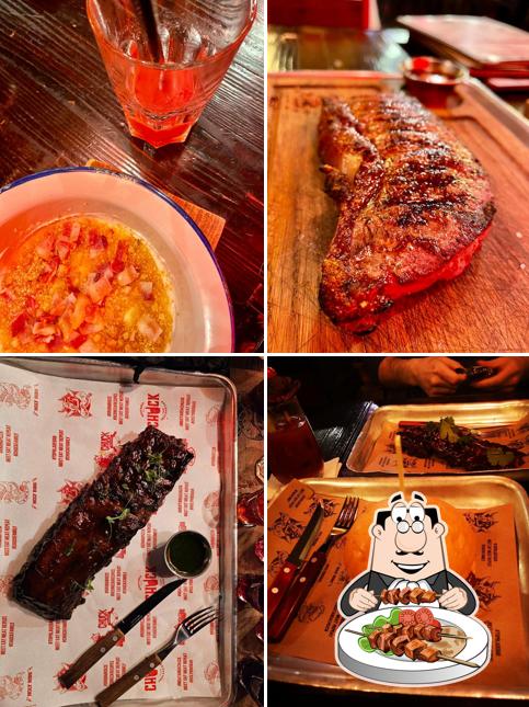 Еда в "Top Blade BBQ Bar"