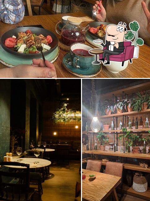 Посмотрите на внутренний интерьер "Дадиани"