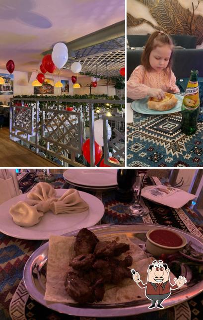 Блюда в "Хванчкара"