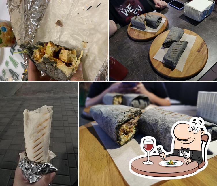 Блюда в "Dark Side шаурма & гриль"