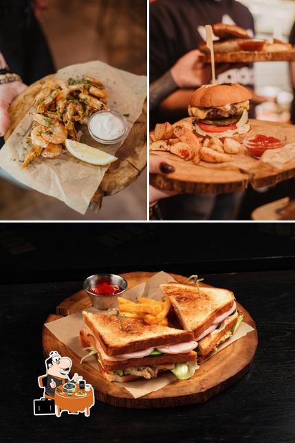 Попробуйте блюда с морепродуктами в "Rusty pub"