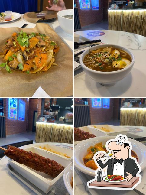 Блюда в "Foodmarket"